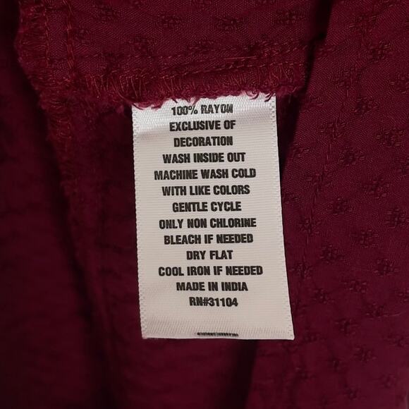 Crown & Ivy Balloon Sleeve Dress - Picture 8 of 8